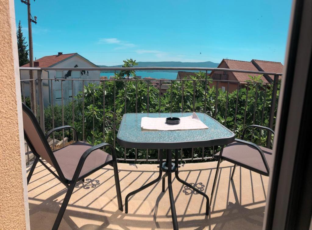 Apartmani Cupara Tivat Extérieur photo